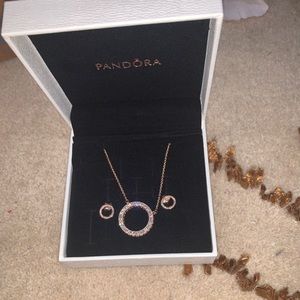 Pandora Rose gold Necklace ONLY !